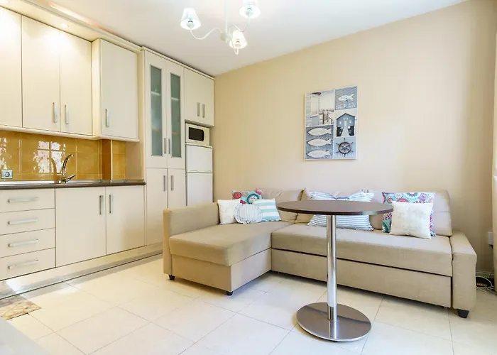 Ct 178 - Versalles - * Fuengirola